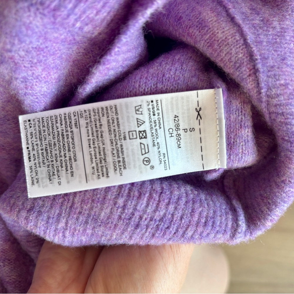 Banana Republic ballet wrap sweater - Picture 4 of 4